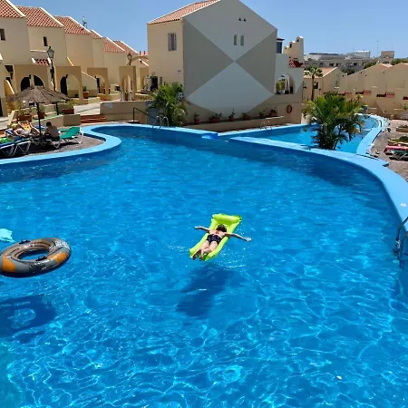 House Harvey J53 Mareverde אדחה